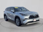 2021 Toyota Highlander Hybrid Platinum