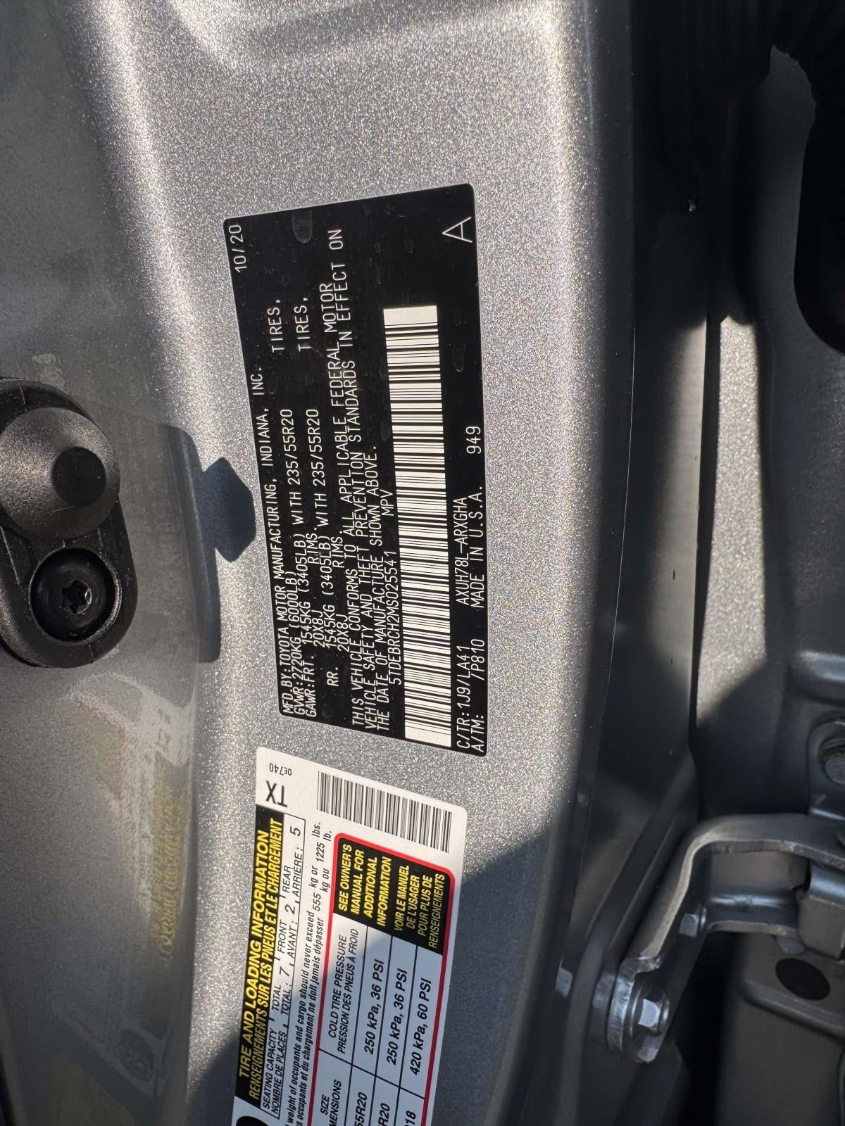 2021 Toyota Highlander Hybrid Platinum