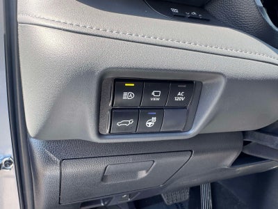 2023 Toyota Highlander Hybrid Platinum