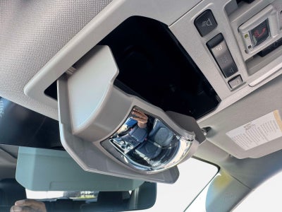2023 Toyota Highlander Hybrid Platinum