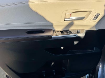 2023 Toyota Sienna Platinum 7 Passenger