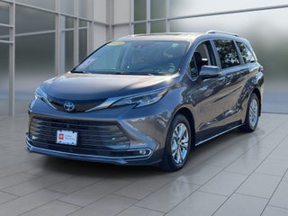 2023 Toyota Sienna Platinum 7 Passenger