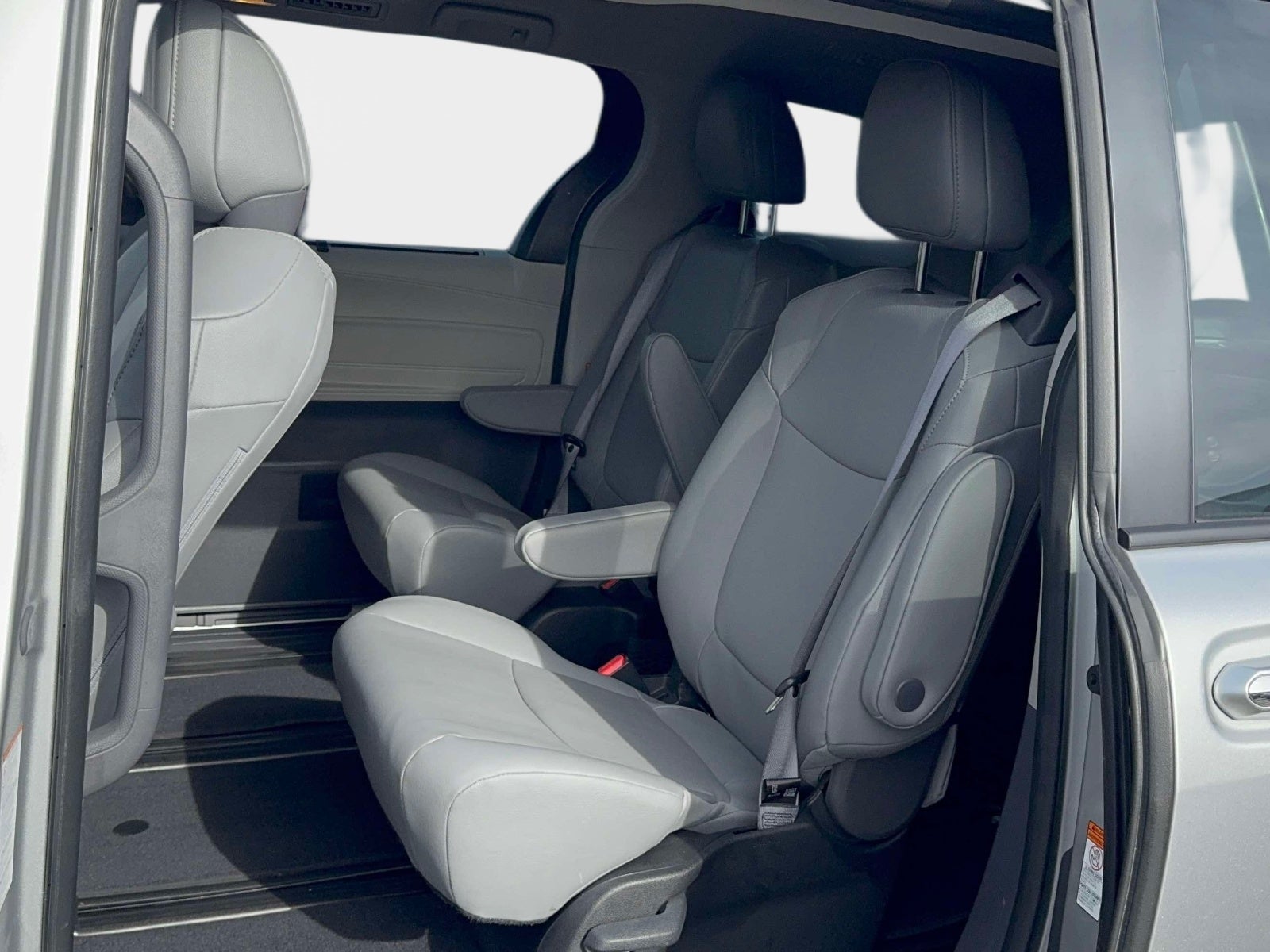 2024 Toyota Sienna XLE 7 Passenger