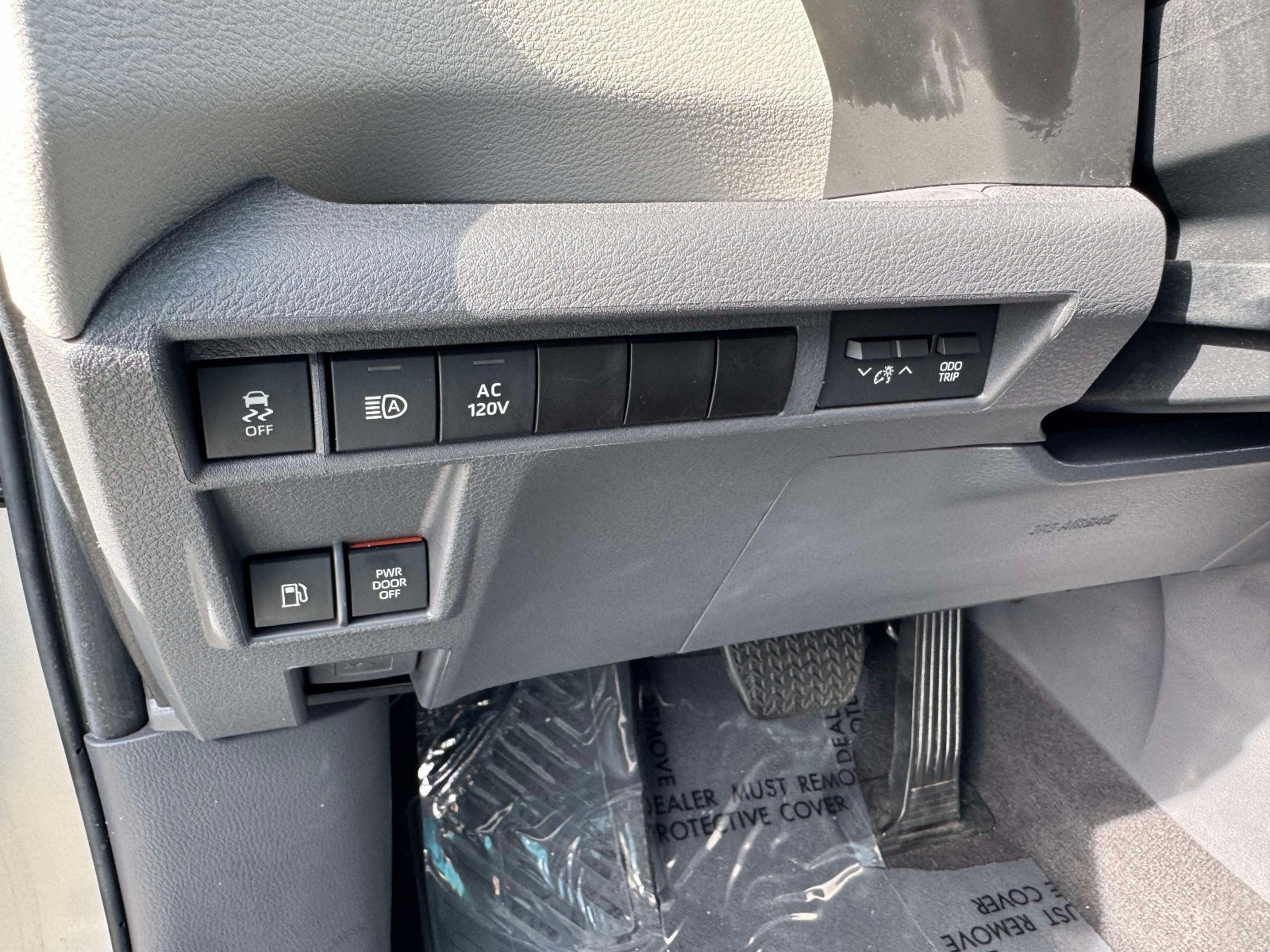 2024 Toyota Sienna XLE 7 Passenger
