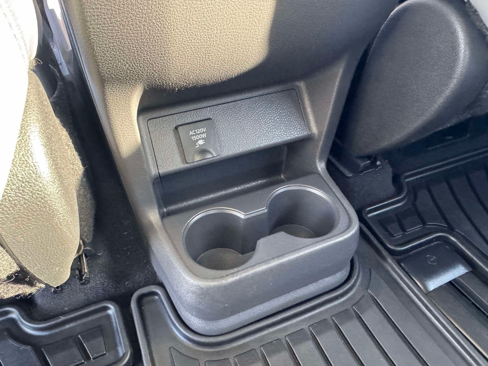 2023 Toyota Sienna XLE 7 Passenger