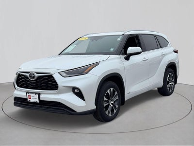 2025 Toyota Highlander Hybrid XLE