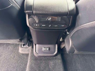 2025 Toyota Highlander Hybrid XLE