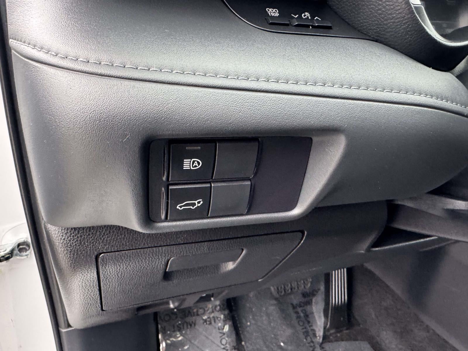 2025 Toyota Highlander Hybrid XLE