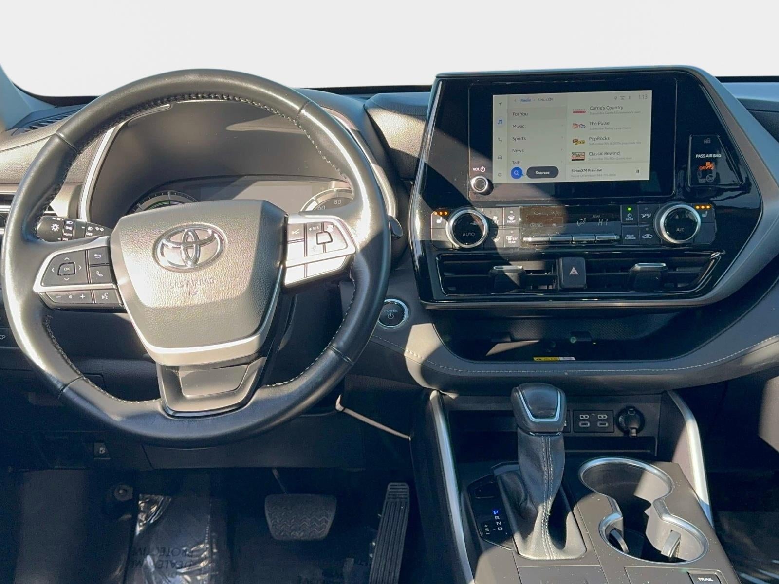 2023 Toyota Highlander Hybrid XLE