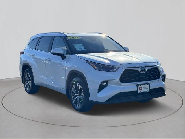 2023 Toyota Highlander Hybrid XLE