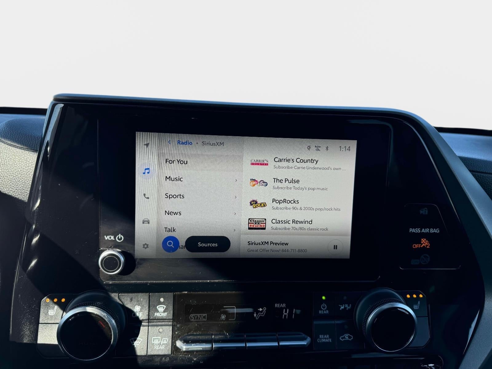 2023 Toyota Highlander Hybrid XLE