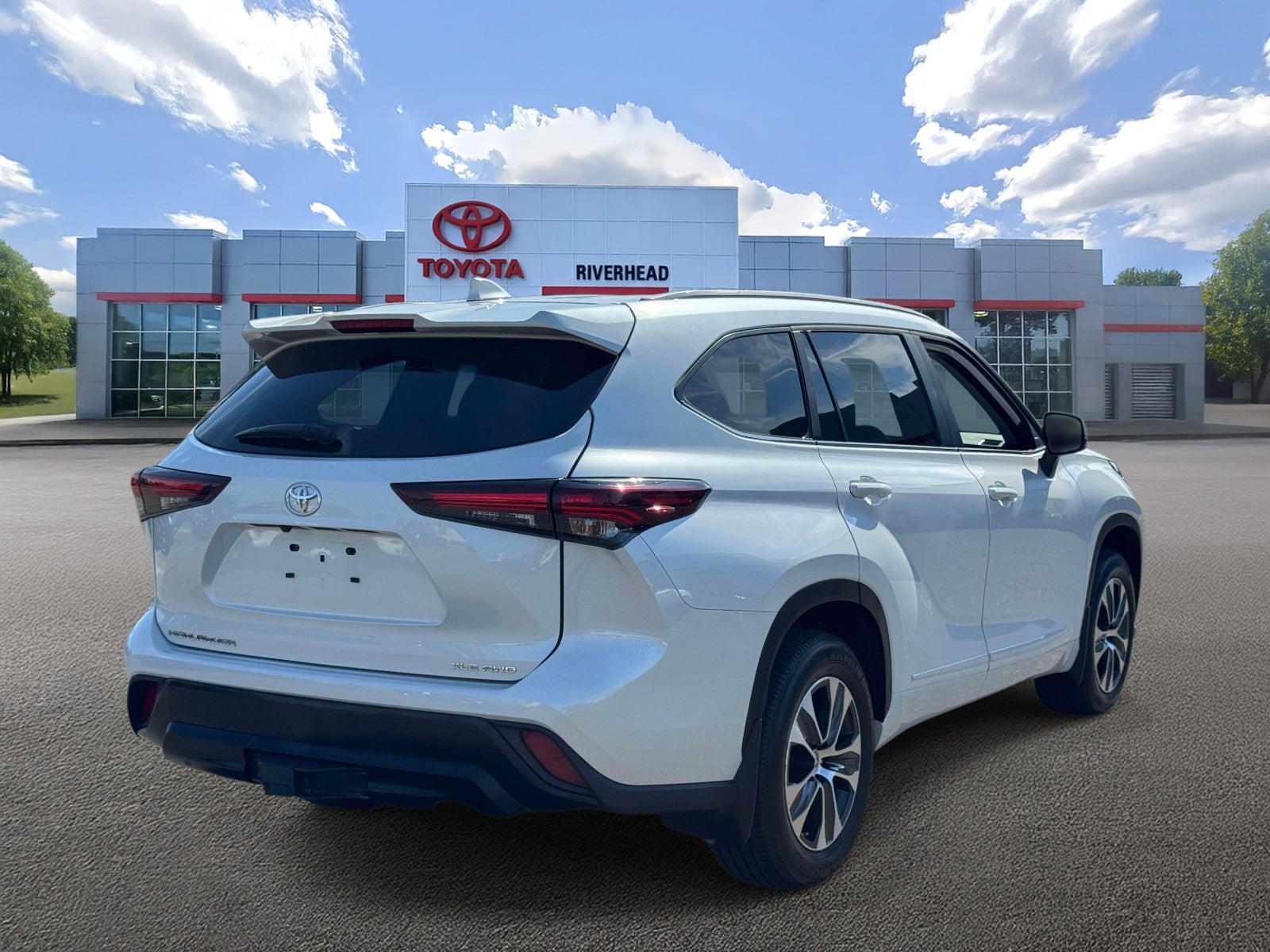 2024 Toyota Highlander XLE