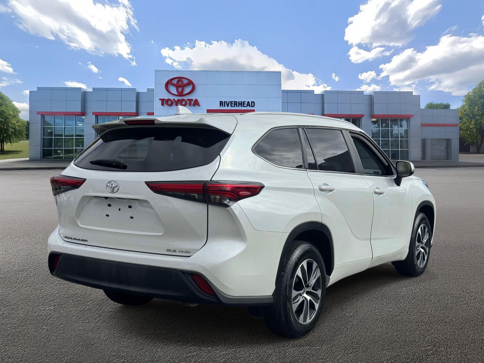 2023 Toyota Highlander XLE