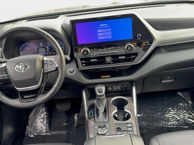 2024 Toyota Highlander Platinum