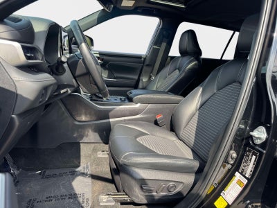 2024 Toyota Highlander XSE