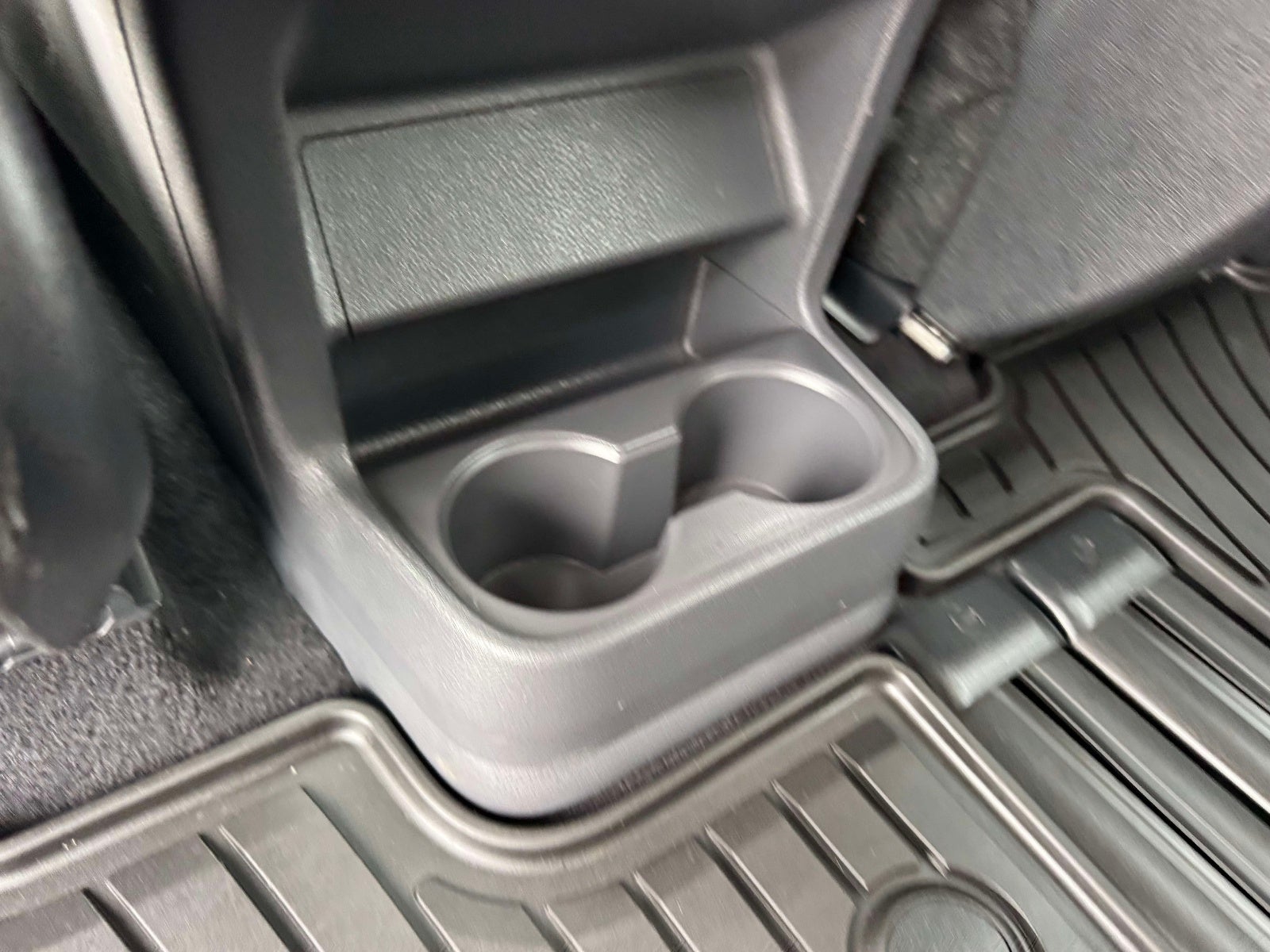 2023 Toyota Sienna LE 8 Passenger