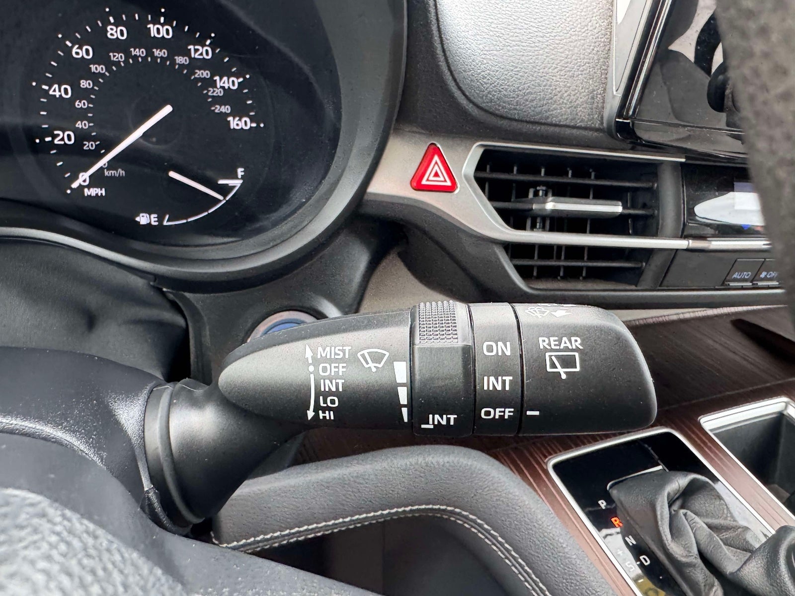 2023 Toyota Sienna LE 8 Passenger