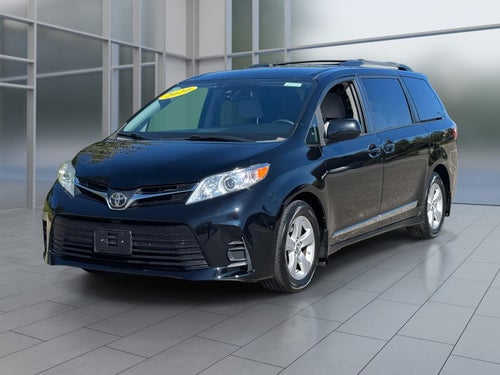 2020 Toyota Sienna LE 8 Passenger