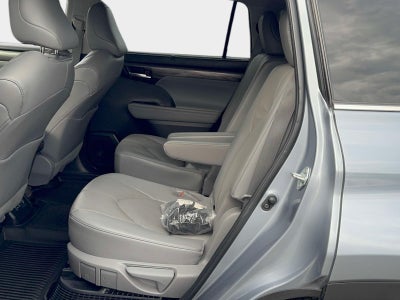 2023 Toyota Highlander Hybrid Limited