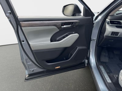 2023 Toyota Highlander Hybrid Limited