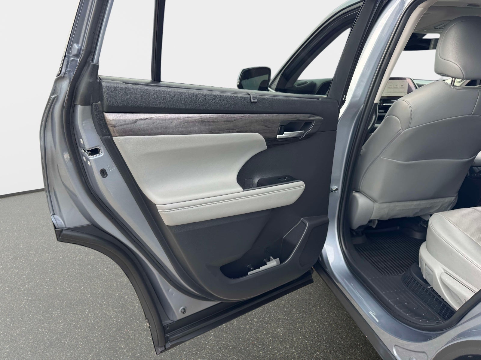 2023 Toyota Highlander Hybrid Limited