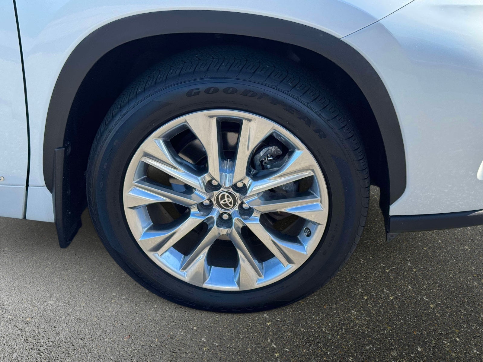 2023 Toyota Highlander Hybrid Limited