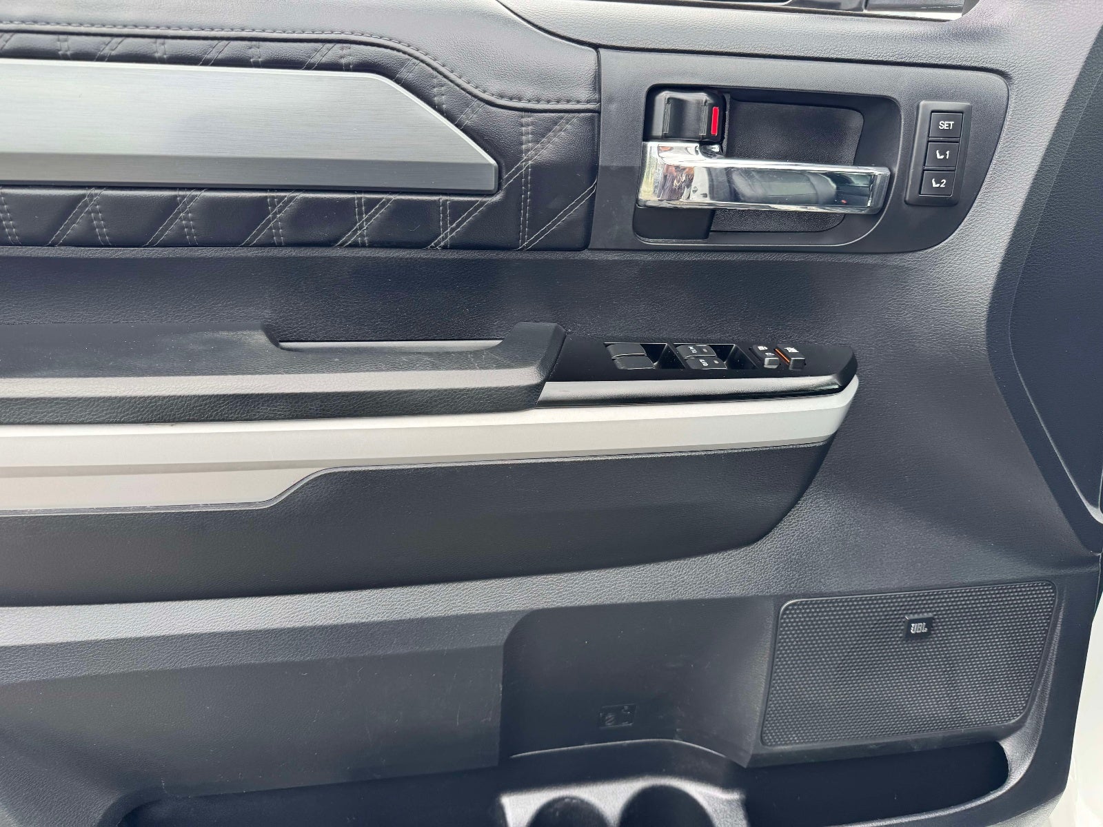 2019 Toyota Tundra Platinum 5.7L V8