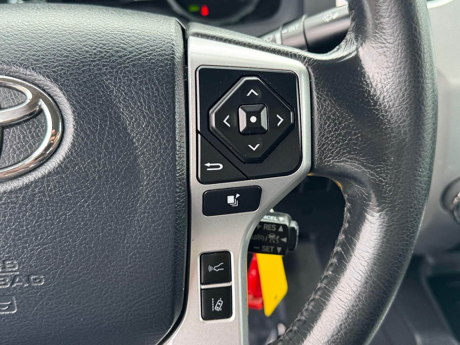 2019 Toyota Tundra Platinum 5.7L V8