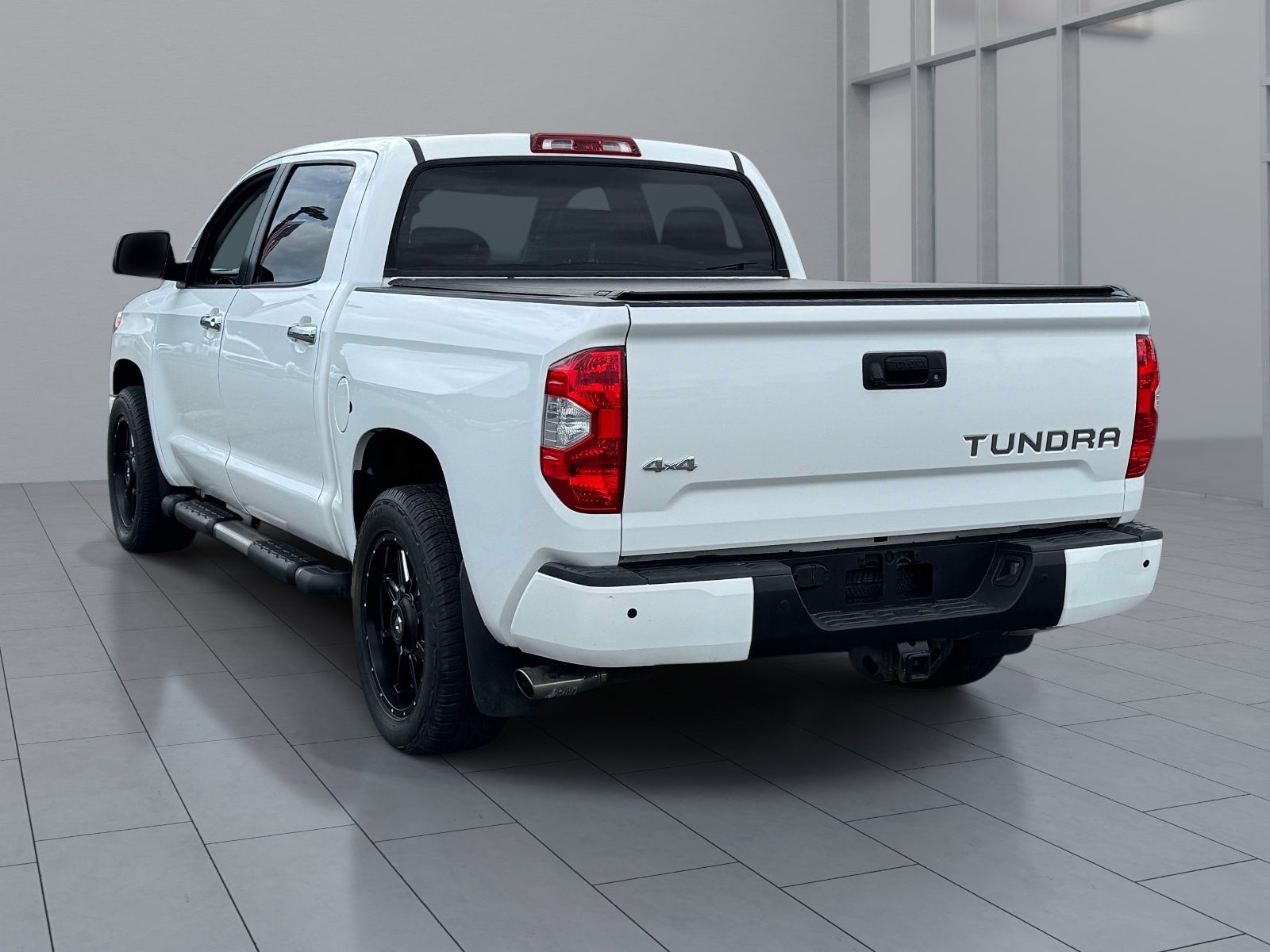 2019 Toyota Tundra Platinum 5.7L V8