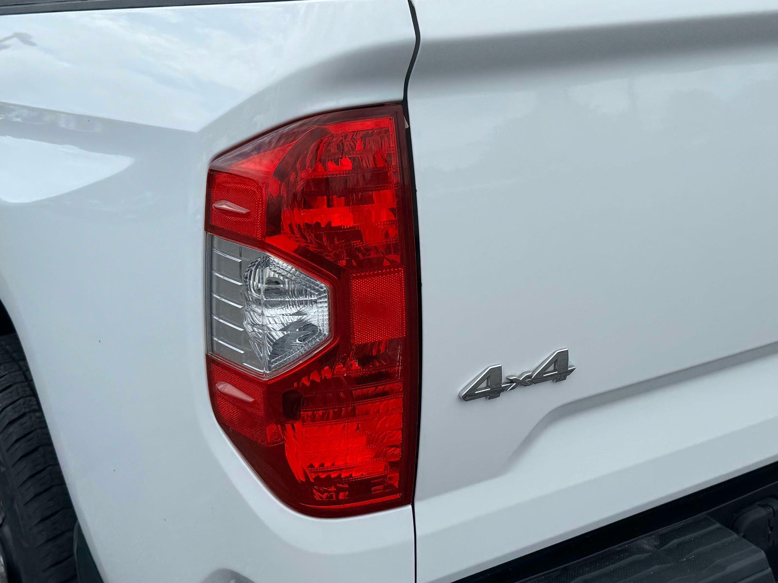 2019 Toyota Tundra Platinum 5.7L V8