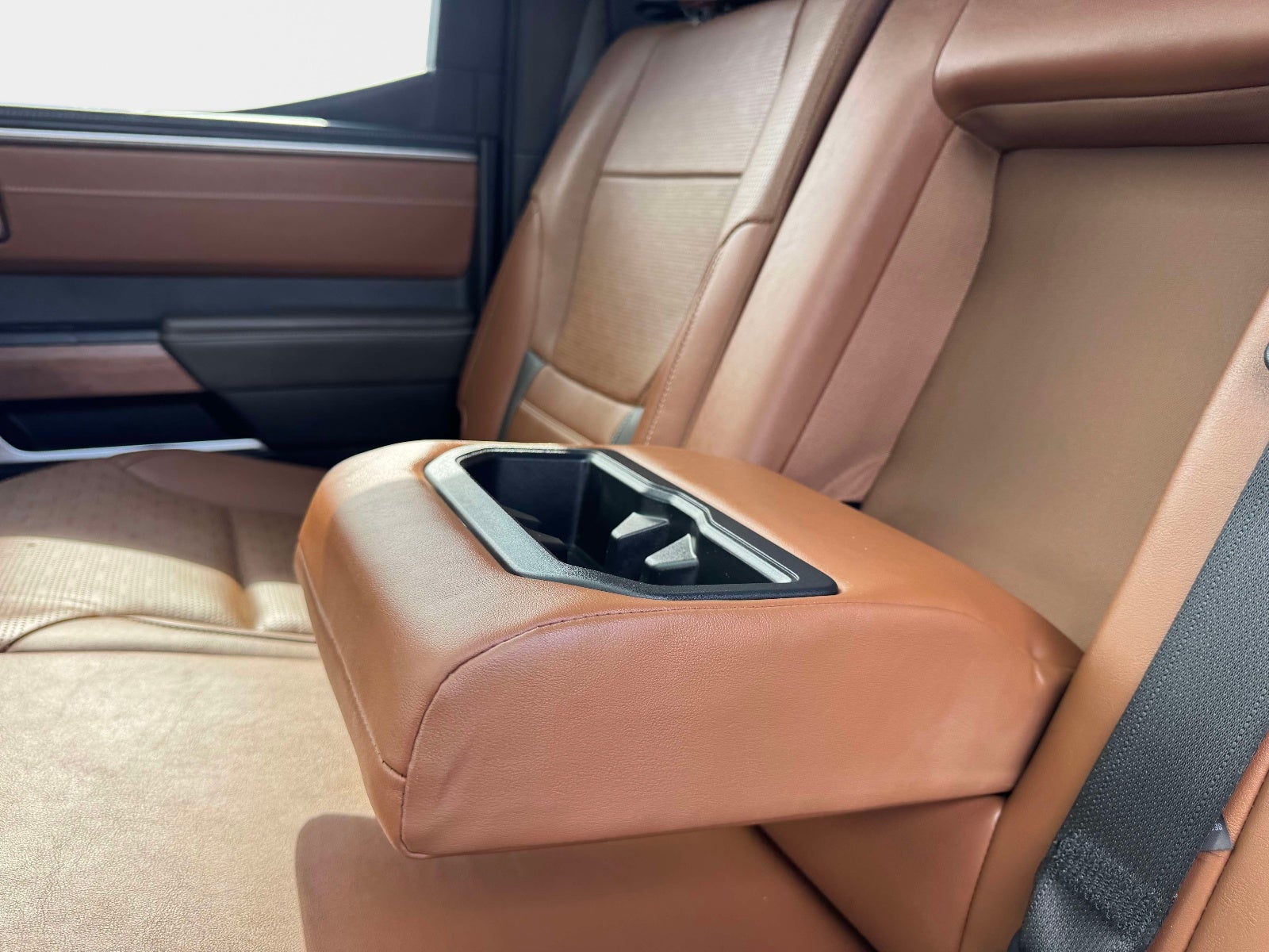 2022 Toyota Tundra Hybrid 1794 Edition