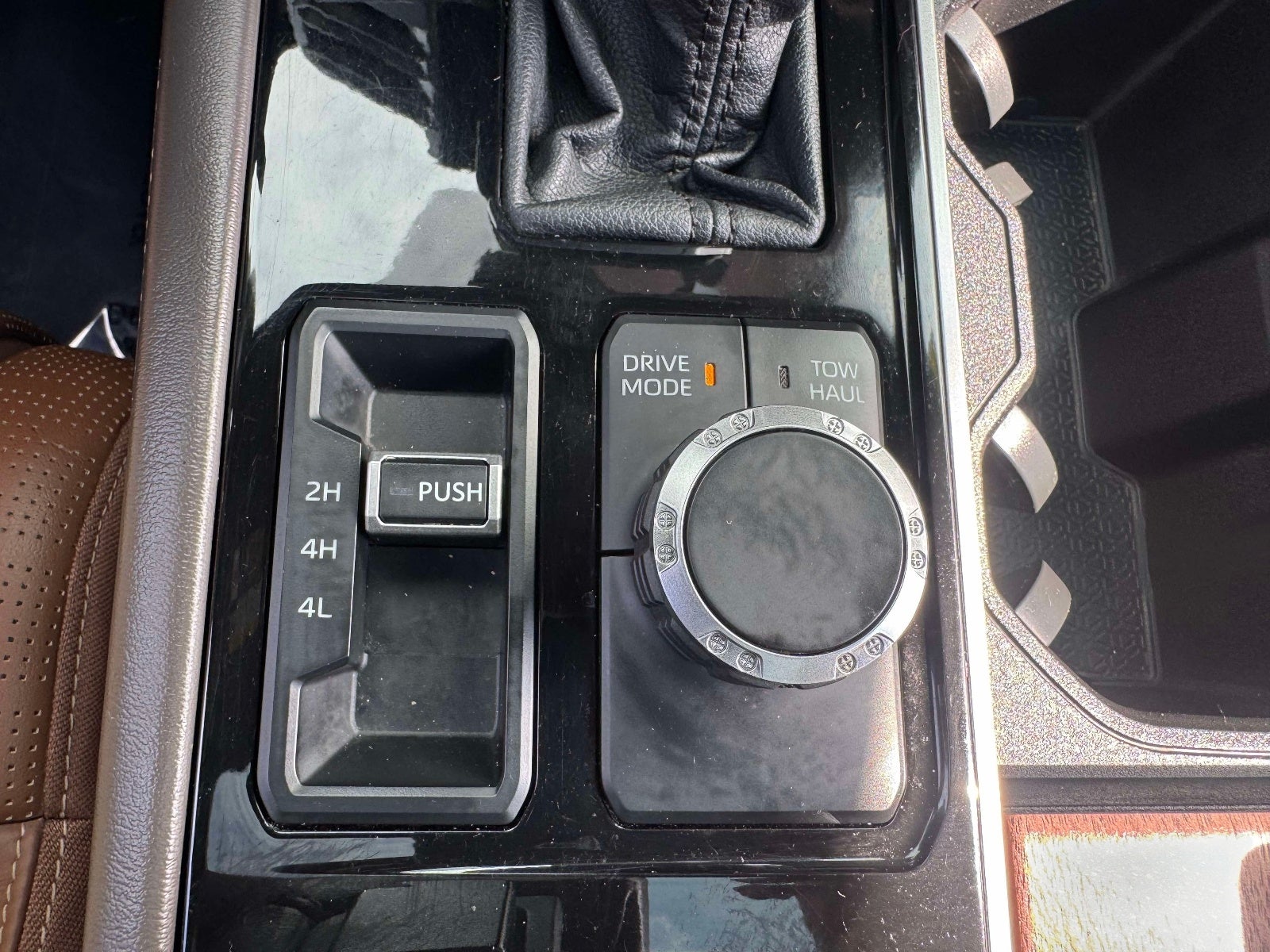 2022 Toyota Tundra Hybrid 1794 Edition