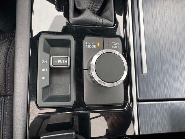 2025 Toyota Tundra Hybrid Platinum