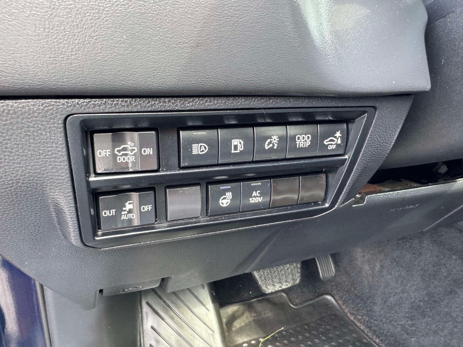 2024 Toyota Tundra Hybrid Platinum