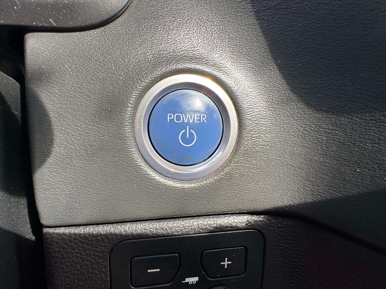 2024 Toyota Tundra Hybrid Platinum