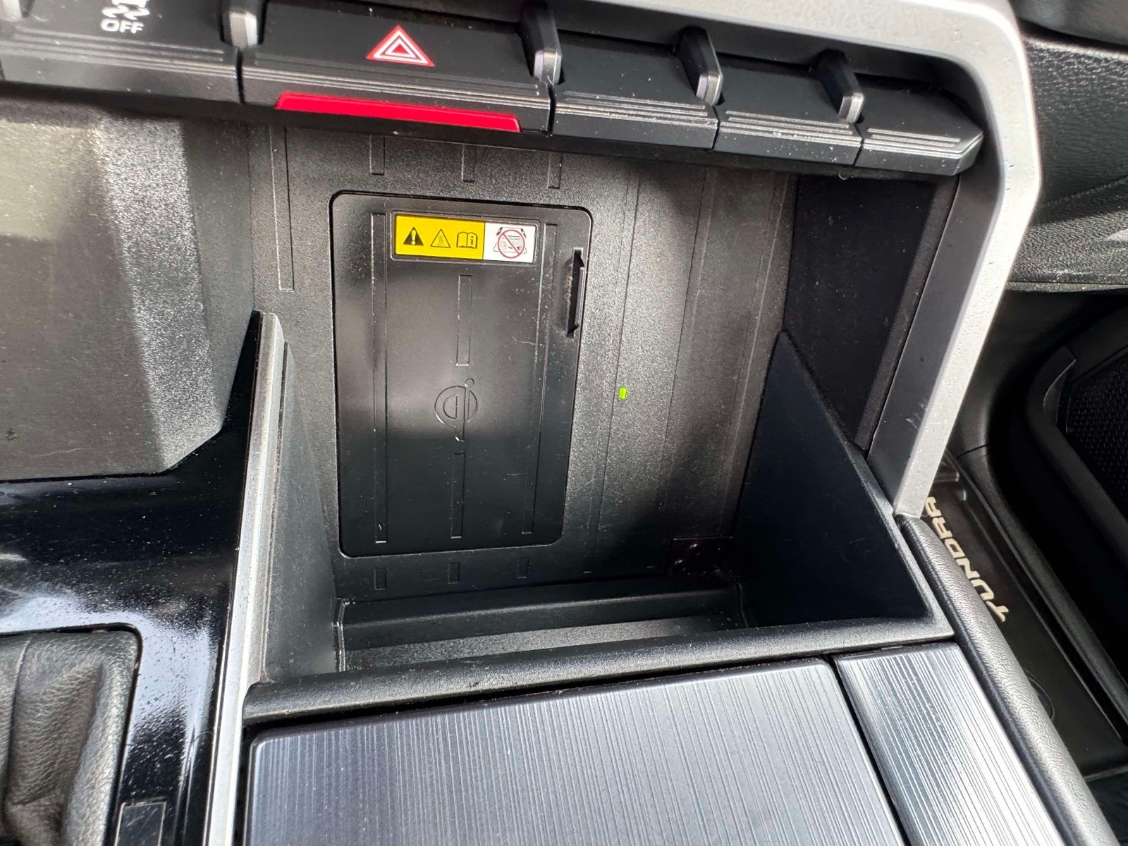 2024 Toyota Tundra Hybrid Platinum