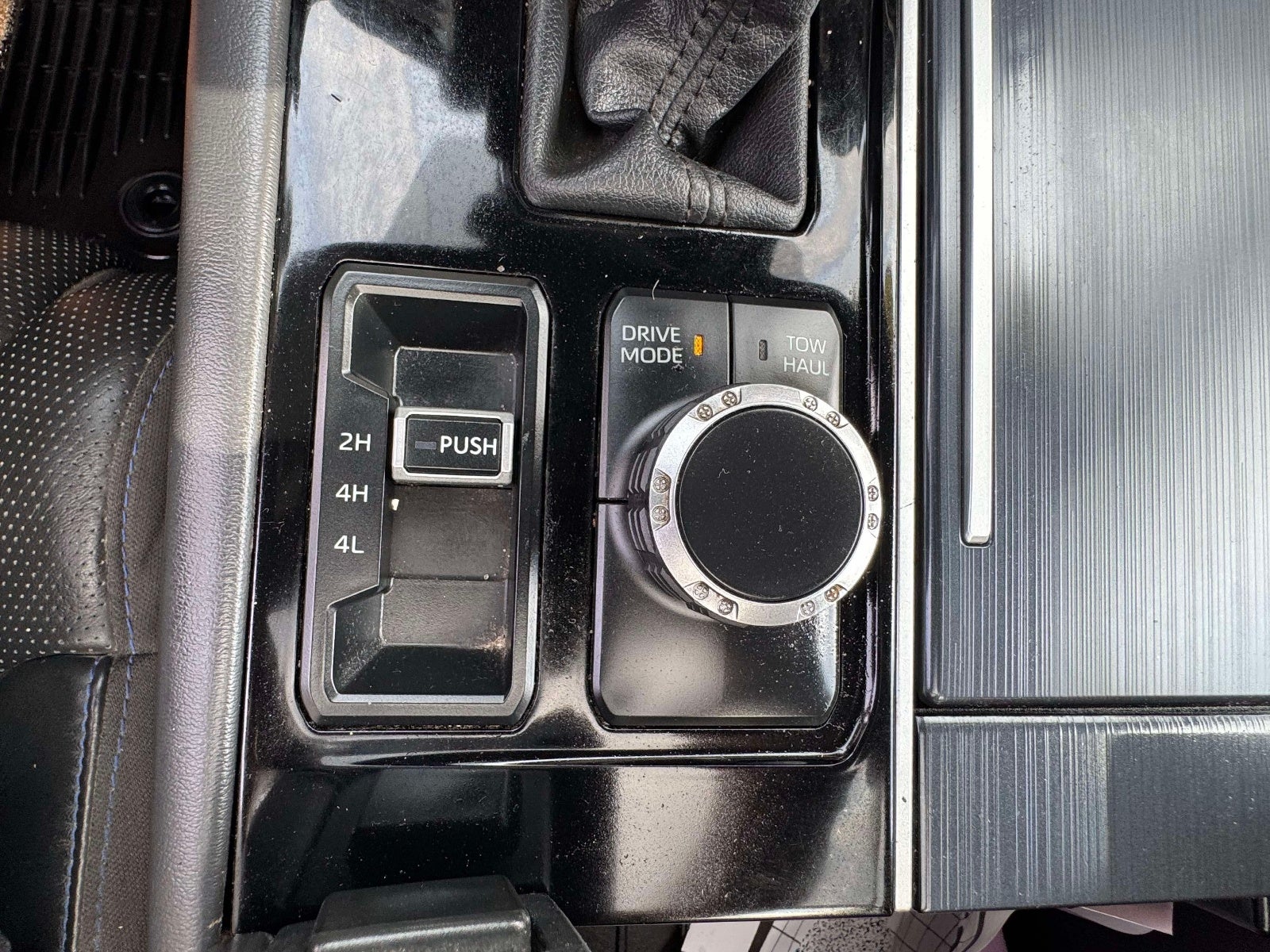 2024 Toyota Tundra Hybrid Platinum