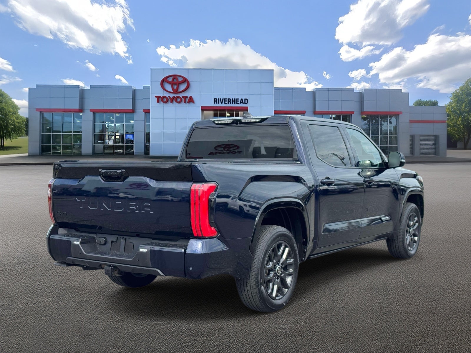2024 Toyota Tundra Hybrid Platinum