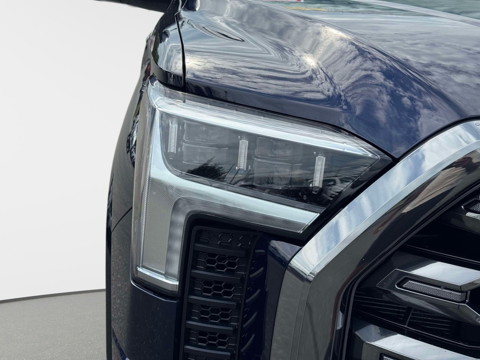 2024 Toyota Tundra Hybrid Platinum
