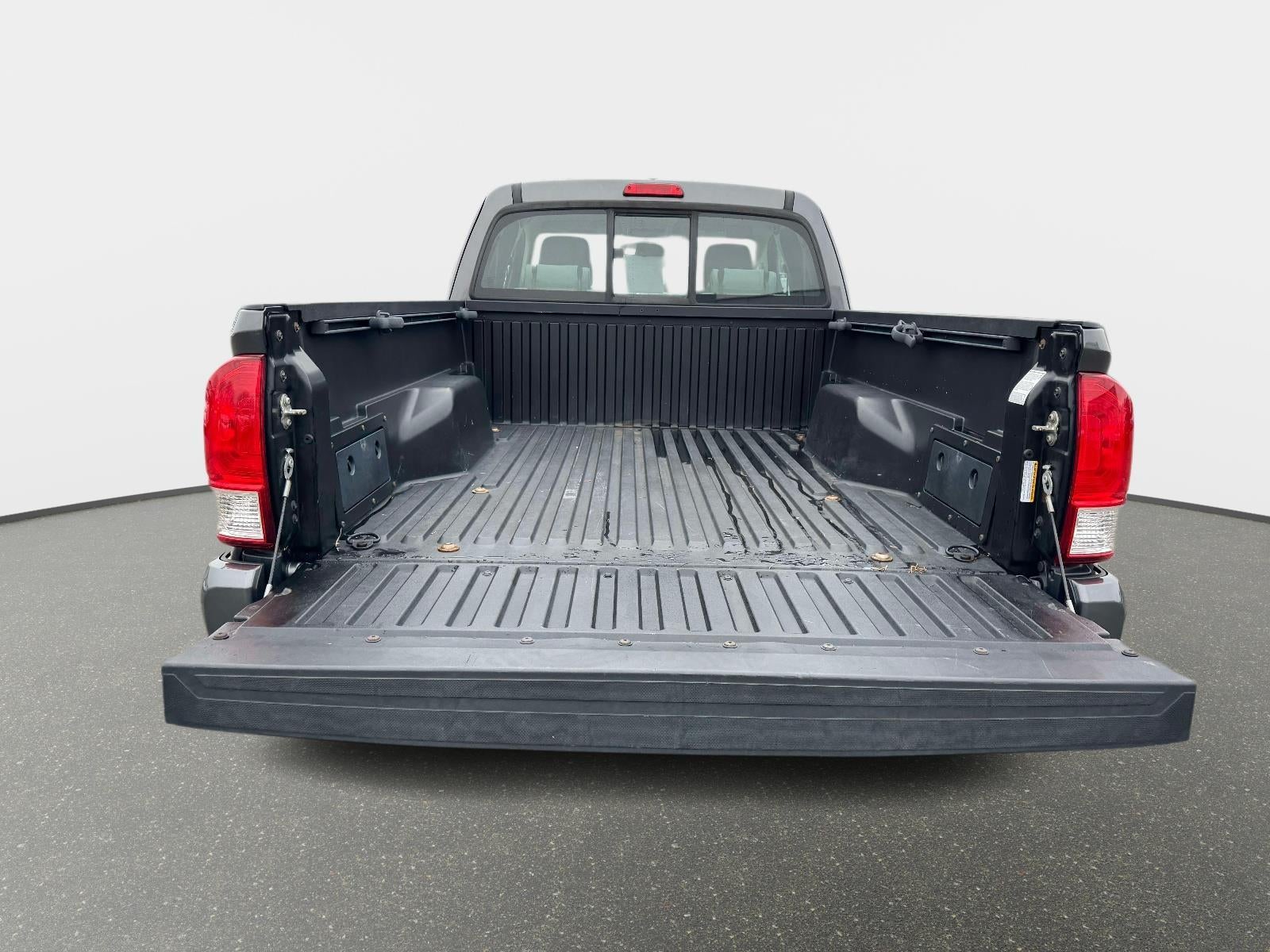 2016 Toyota Tacoma SR5