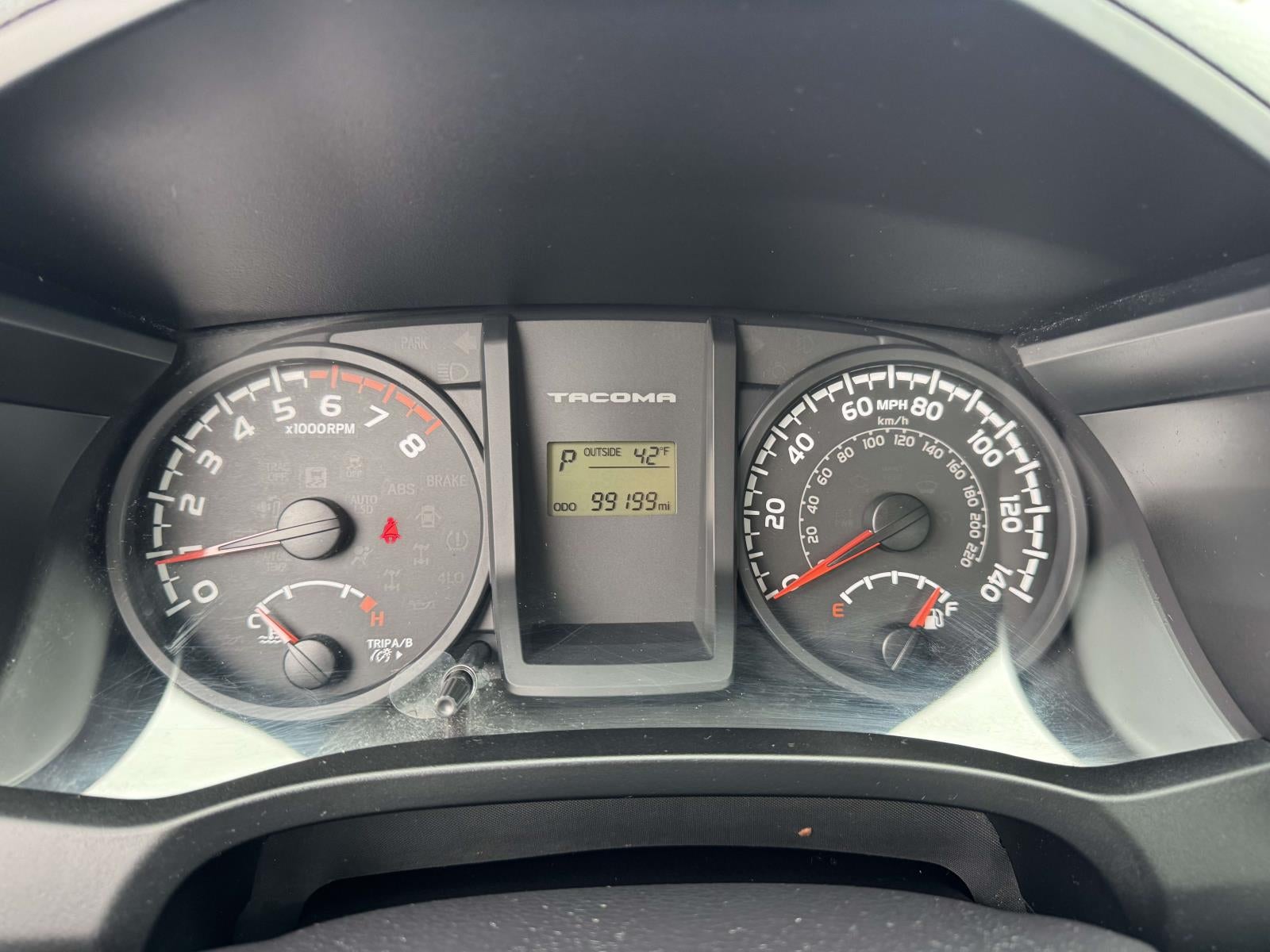 2016 Toyota Tacoma SR5