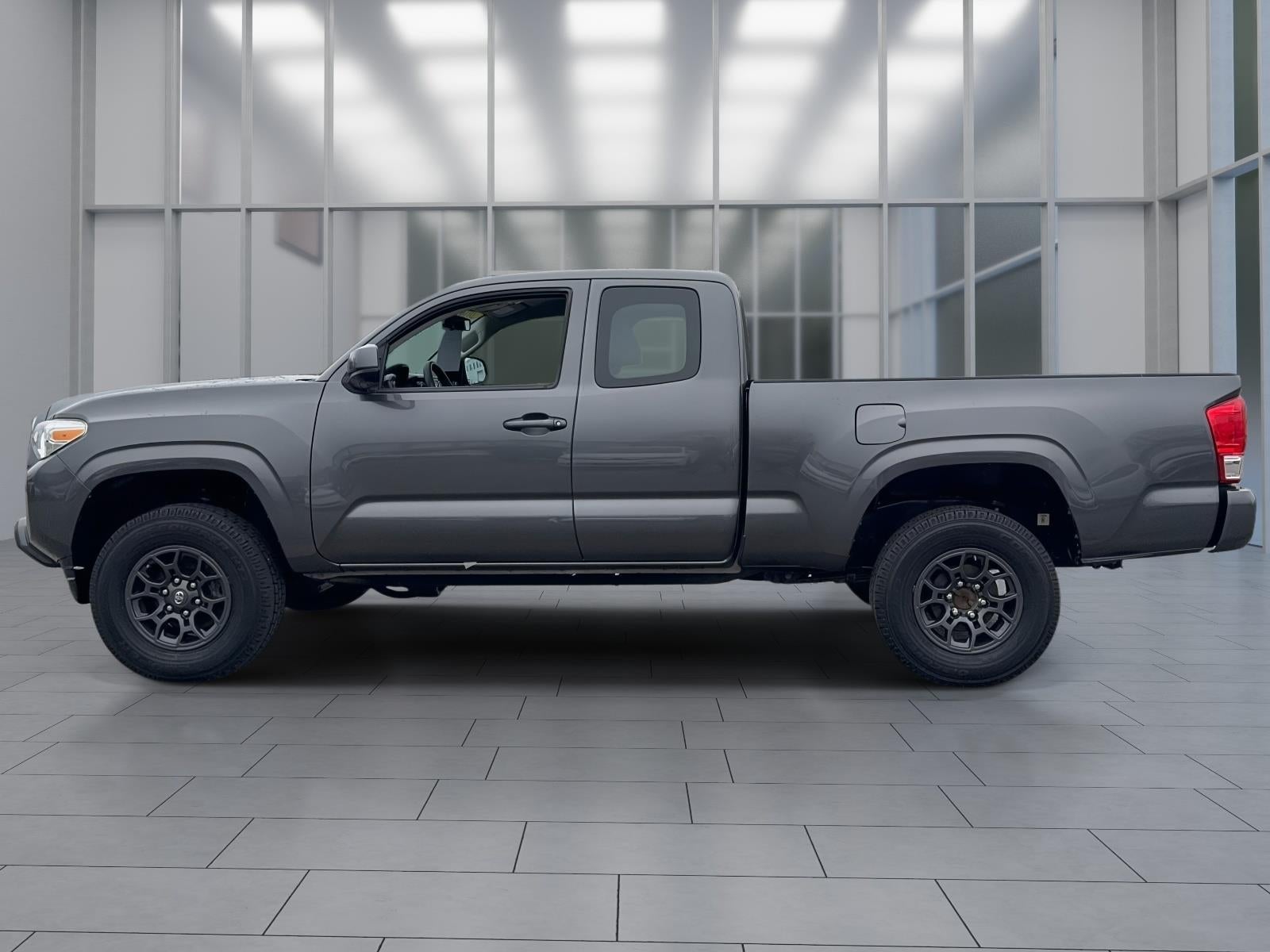 2016 Toyota Tacoma SR5