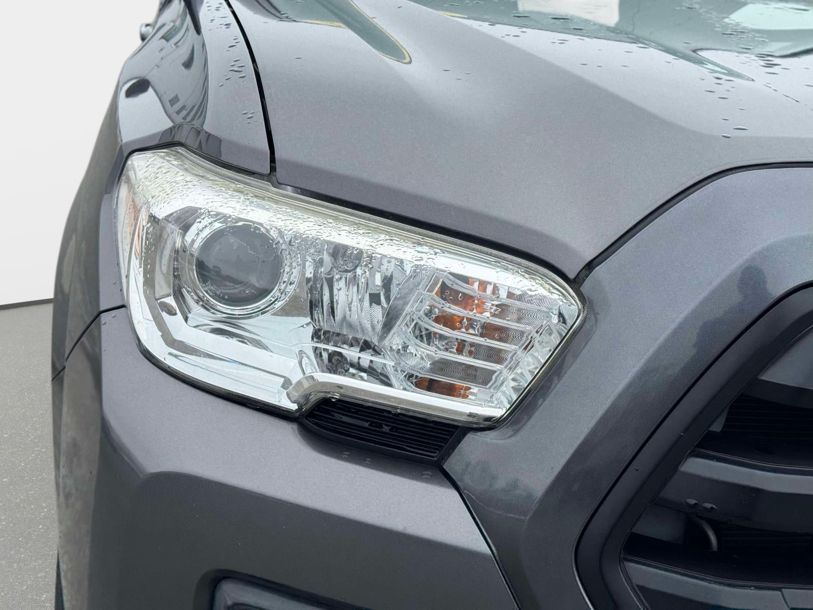 2016 Toyota Tacoma SR5