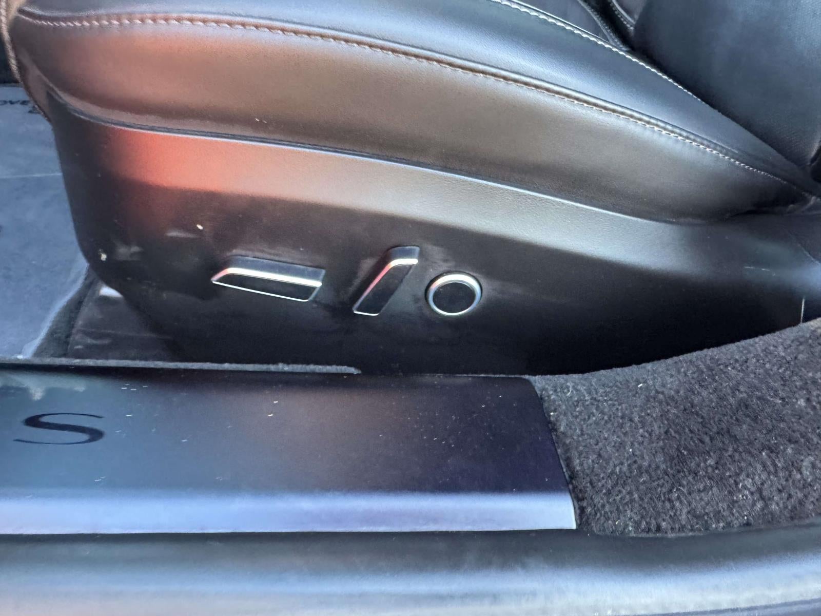 2022 Tesla Model S Plaid