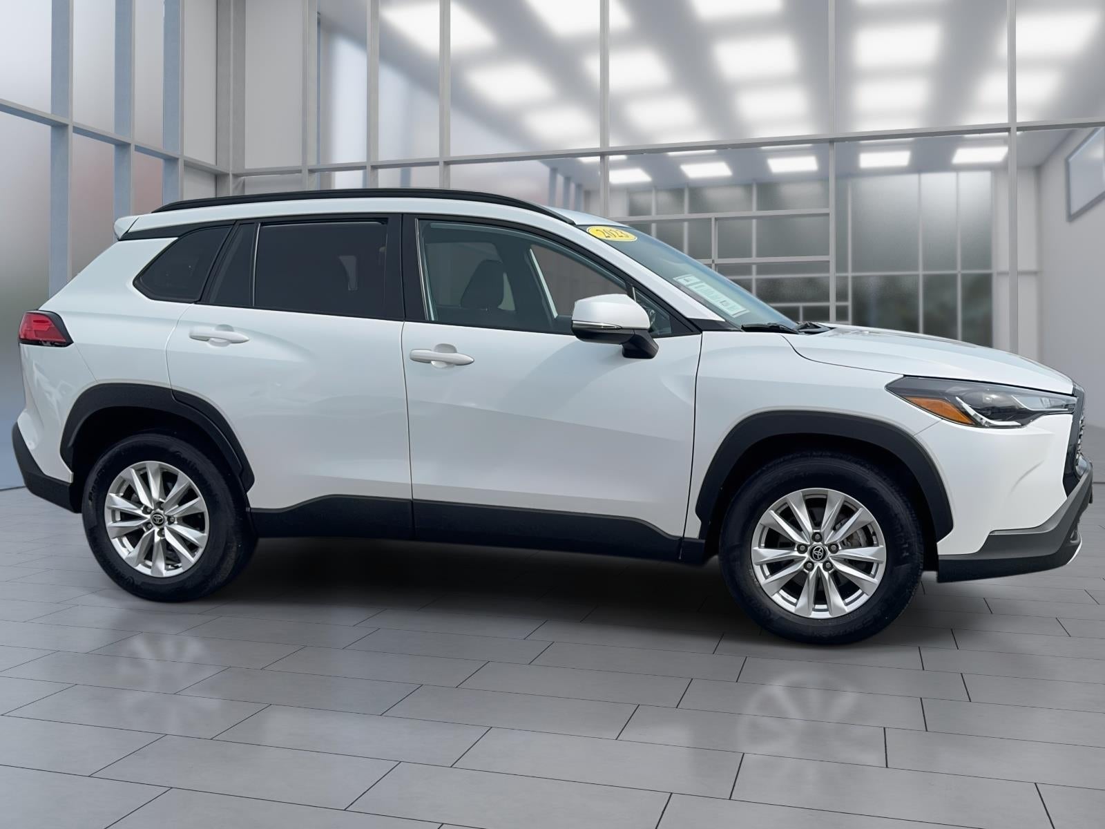 2023 Toyota Corolla Cross LE