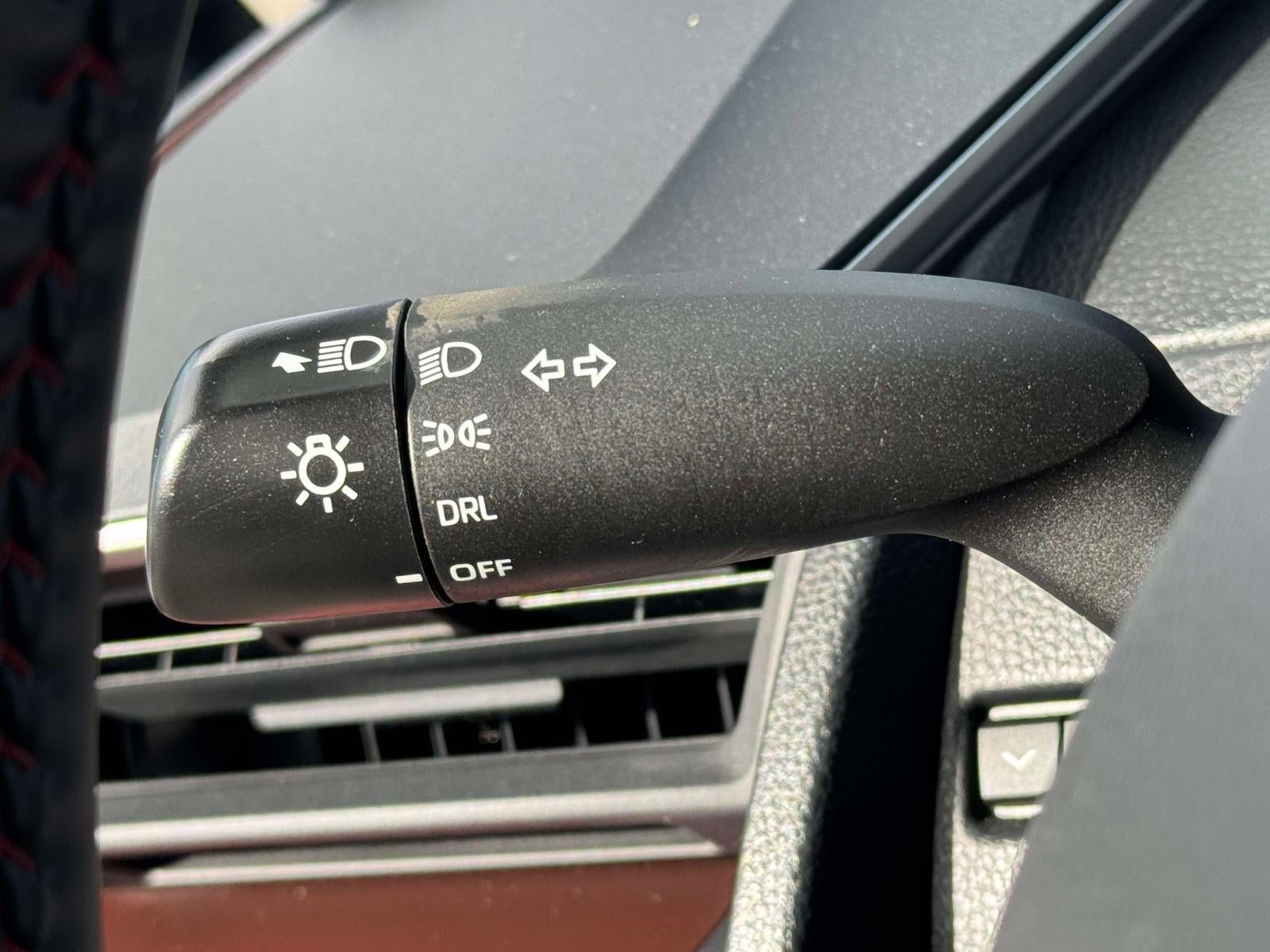 2023 Toyota Prius Prime SE