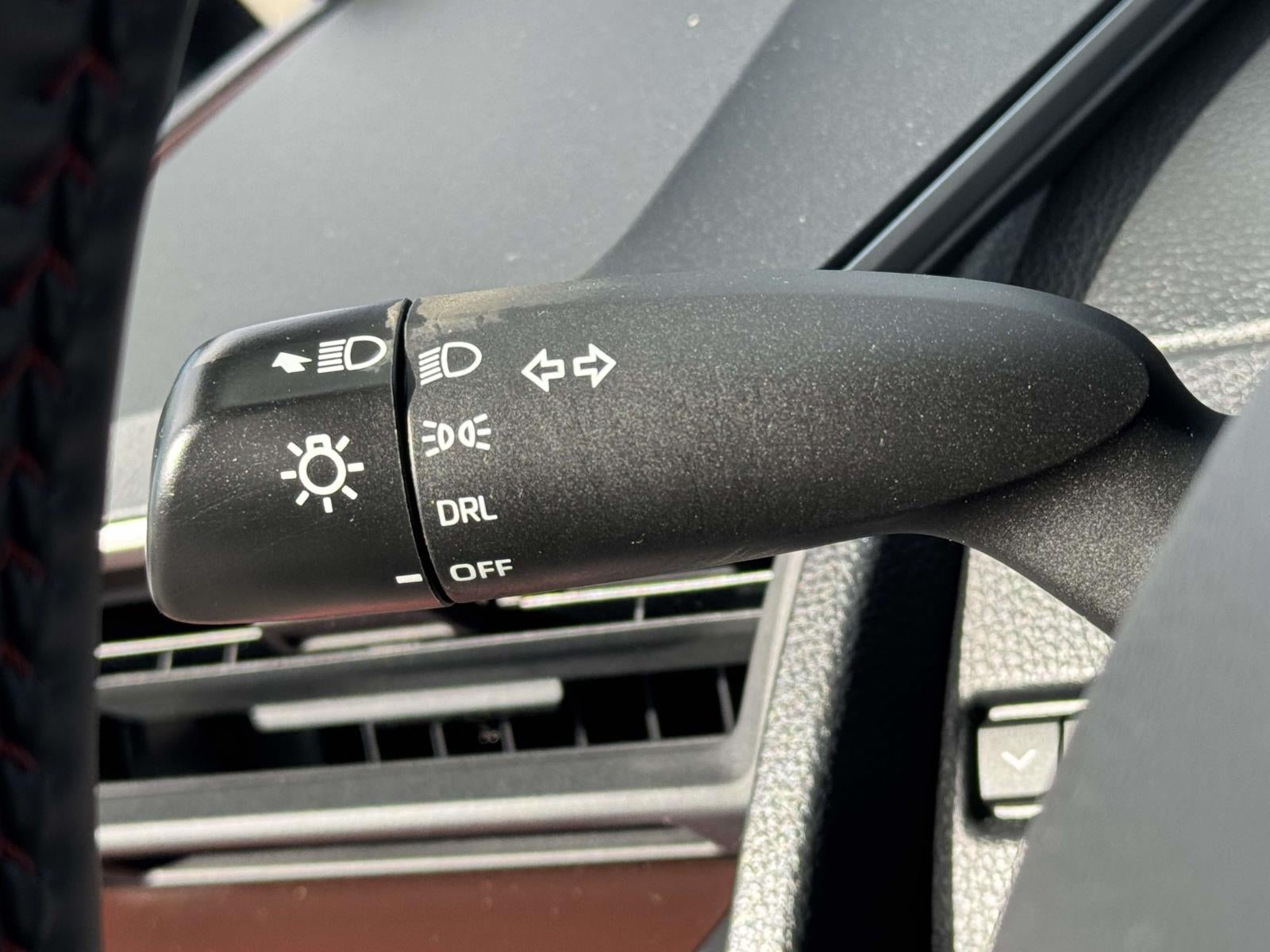 2023 Toyota Prius Prime SE