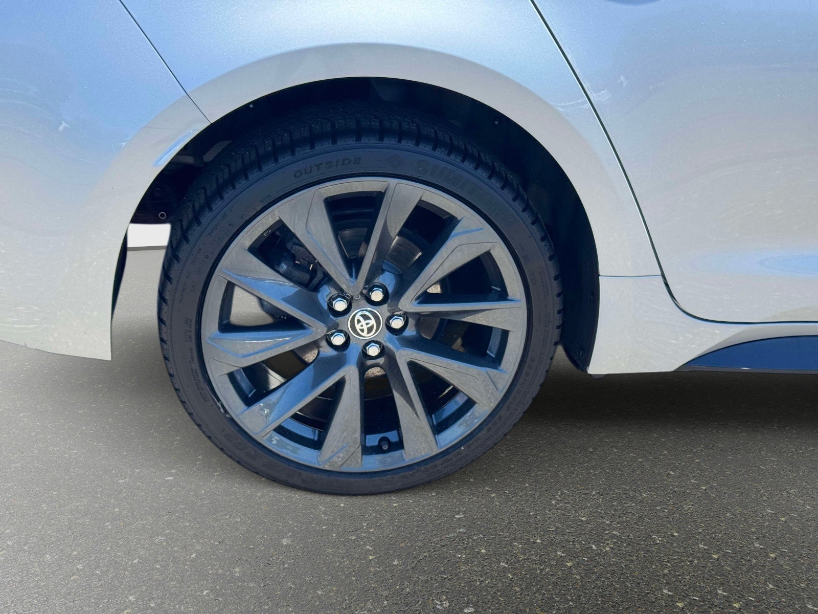 2024 Toyota Corolla Hybrid SE
