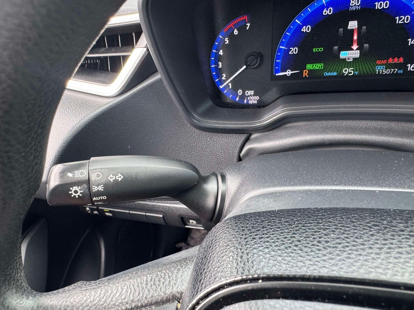 2022 Toyota Corolla Hybrid LE