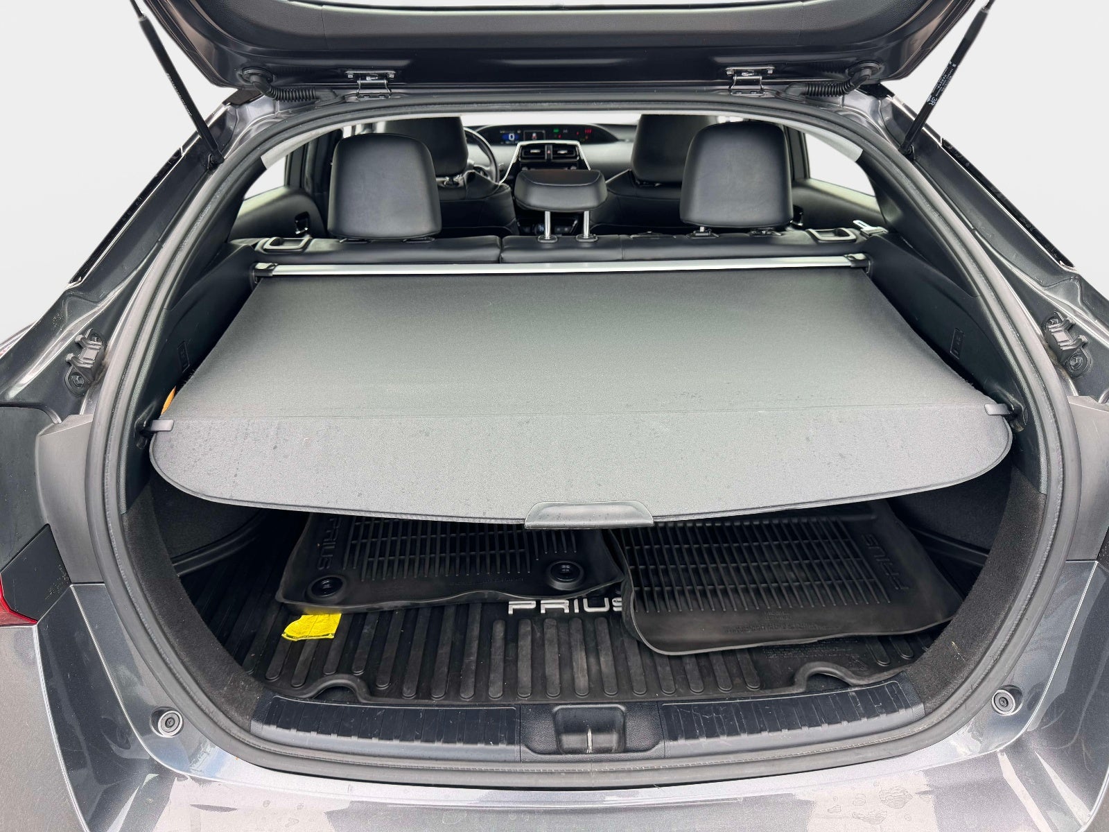 2022 Toyota Prius XLE AWD e